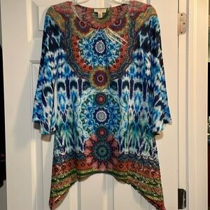 Make a statement in this super comfy flowing knit and lace tunic top - fits XS-M